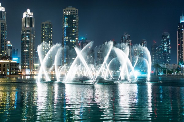 Private-Dubai-Tours-Dubai-Fountain-Show